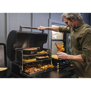 Pelletgrill-suitsuahi TRAEGER Timberline INT