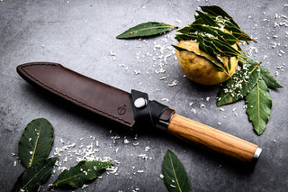 Odinis dėklas STYLE DE VIE Leather, Forged Santoku 14 cm peiliui